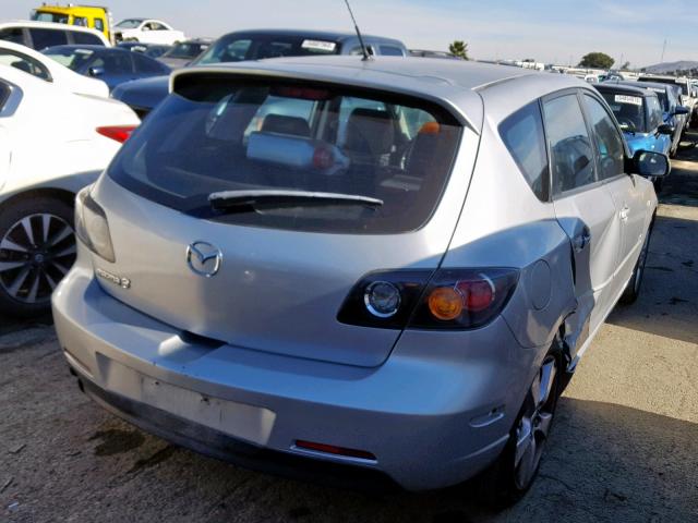 JM1BK343851305336 - 2005 MAZDA 3 HATCHBAC SILVER photo 4