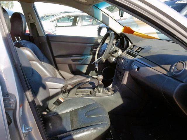 JM1BK343851305336 - 2005 MAZDA 3 HATCHBAC SILVER photo 5