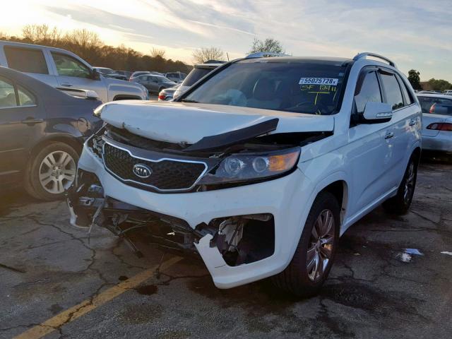 5XYKW4A2XDG364103 - 2013 KIA SORENTO SX WHITE photo 2