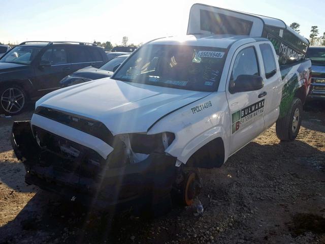 5TFRX5GN9JX112161 - 2018 TOYOTA TACOMA ACC WHITE photo 2