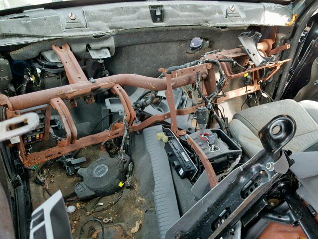 1J8HH48K46C329096 - 2006 JEEP COMMANDER BLACK photo 9