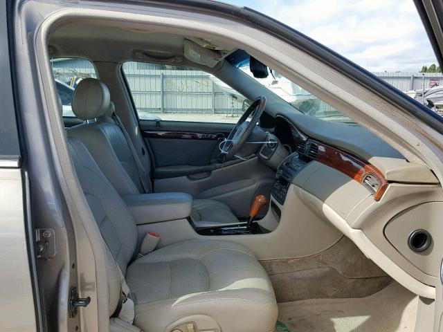 1G6KF57972U268521 - 2002 CADILLAC DEVILLE DT TAN photo 5