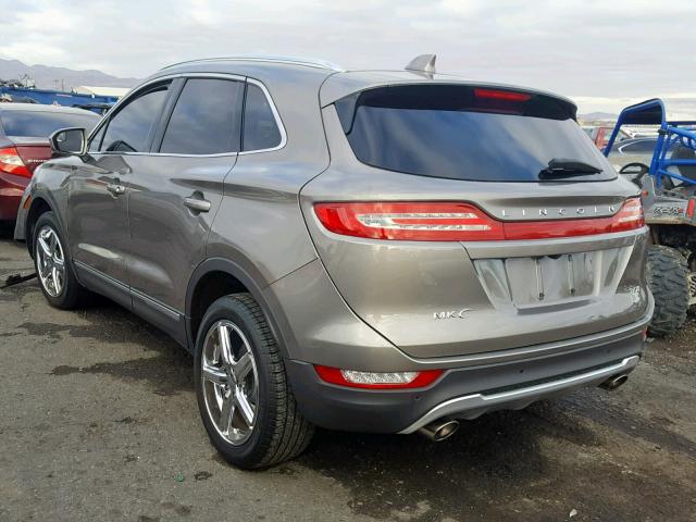 5LMCJ1C96HUL21077 - 2017 LINCOLN MKC PREMIE GRAY photo 3