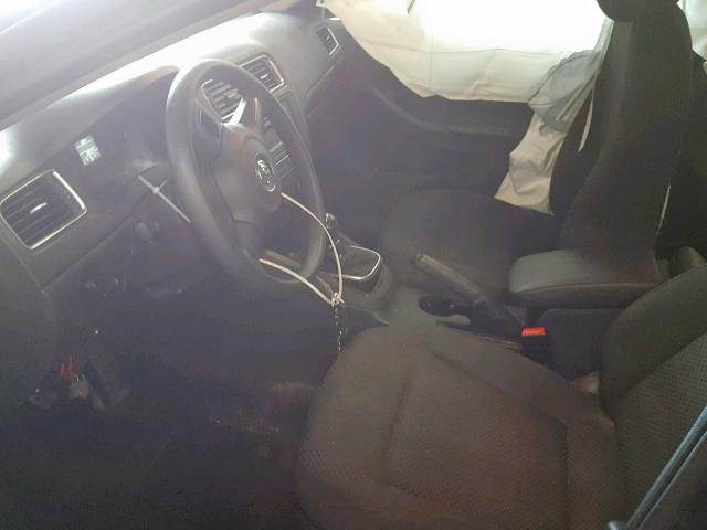 3VW1K7AJ7EM384407 - 2014 VOLKSWAGEN JETTA BASE Սև լուսանկար 5