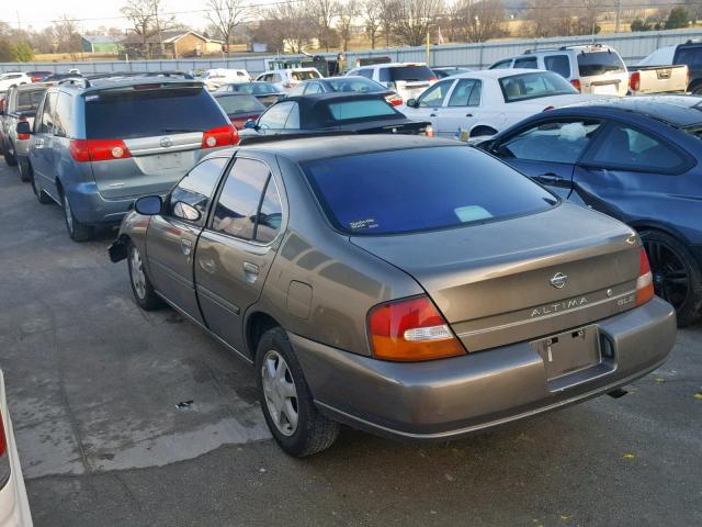 1N4DL01D3XC113515 - 1999 NISSAN ALTIMA XE GOLD photo 3