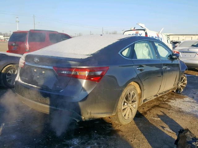 4T1BK1EB3JU282806 - 2018 TOYOTA AVALON XLE SILVER photo 4