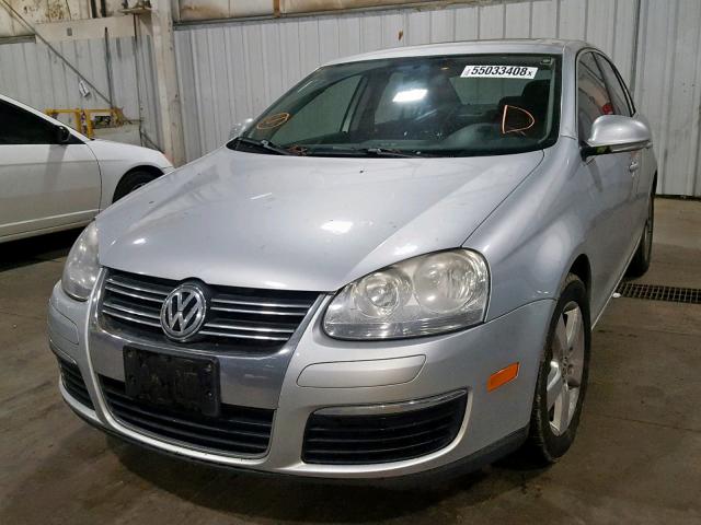 3VWRM81K98M008047 - 2008 VOLKSWAGEN JETTA SE SILVER photo 2