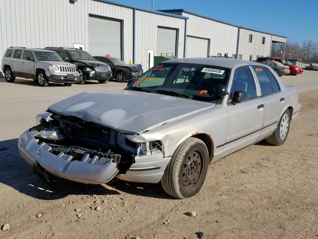 2FAFP71W86X136927 - 2006 FORD CROWN VICT SILVER photo 2