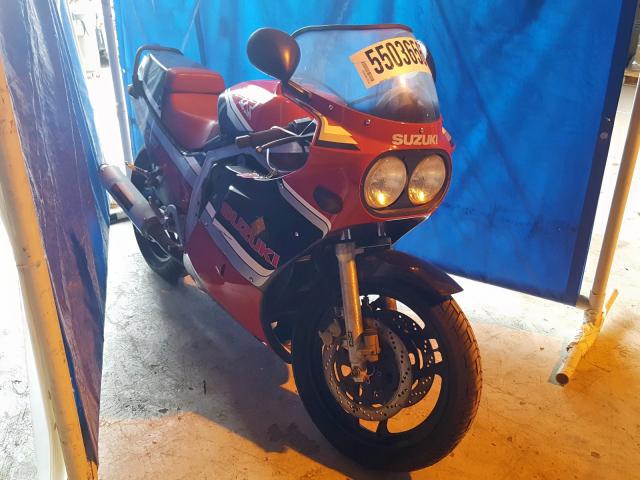 JS1GR75A7G2107702 - 1986 SUZUKI GSX-R750 RED photo 1