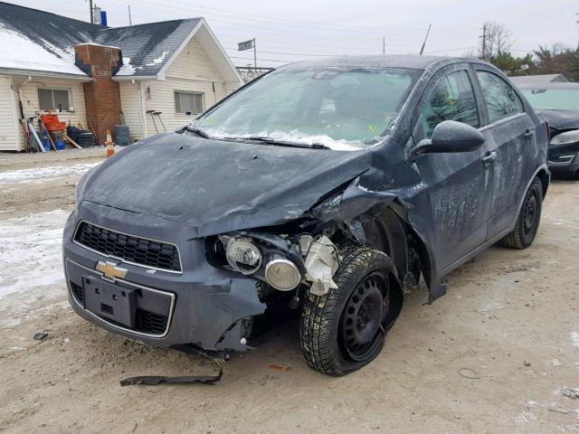 1G1JA5SH6D4213575 - 2013 CHEVROLET SONIC LS 灰色 照片 2