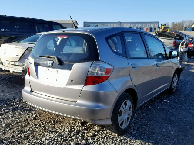 JHMGE88229S038477 - 2009 HONDA FIT GRAY photo 4