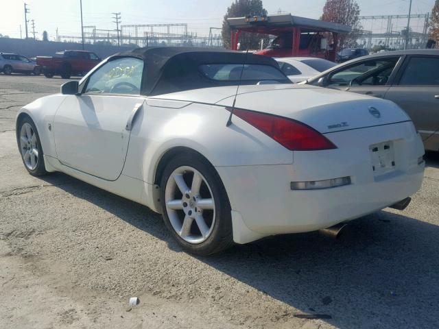 JN1AZ36A65M755524 - 2005 NISSAN 350Z ROADS WHITE photo 3