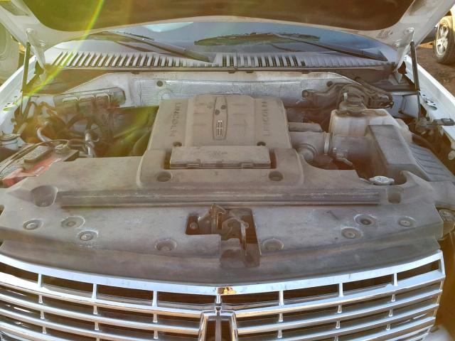 5LMJJ3J53AEJ06615 - 2010 LINCOLN NAVIGATOR Ақ фото 7