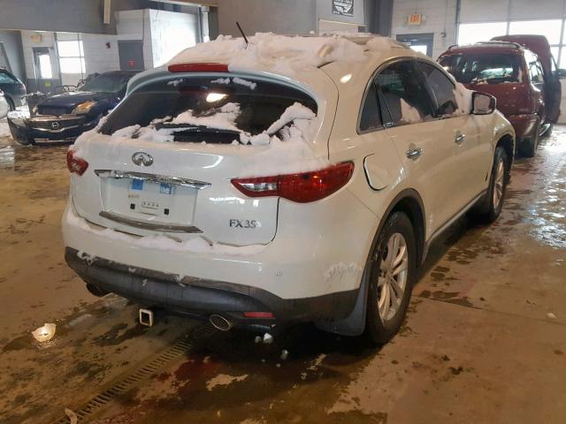 JNRAS18WX9M155254 - 2009 INFINITI FX35 WHITE photo 4