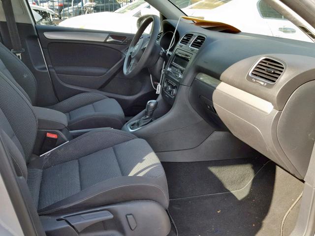 WVWDB7AJ6DW126829 - 2013 VOLKSWAGEN GOLF 银色 照片 5