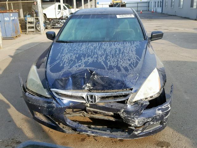 1HGCM56136A036011 - 2006 HONDA ACCORD VAL BLUE photo 9