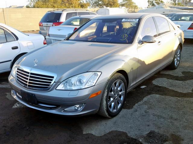 WDDNG71XX7A116449 - 2007 MERCEDES-BENZ S 550 GRAY photo 2