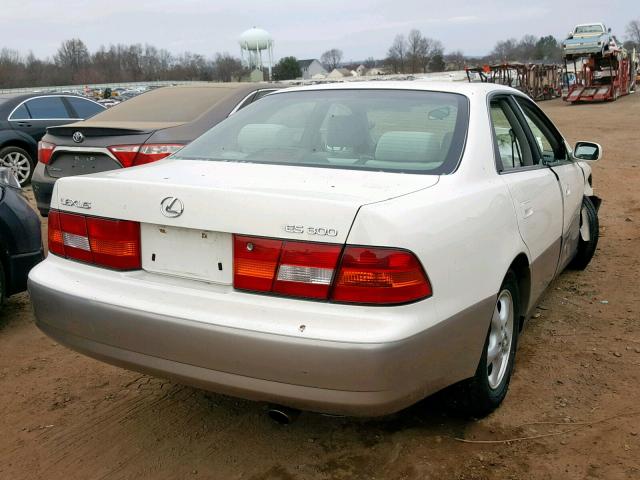 JT8BF22G3V0035537 - 1997 LEXUS ES 300 WHITE photo 4