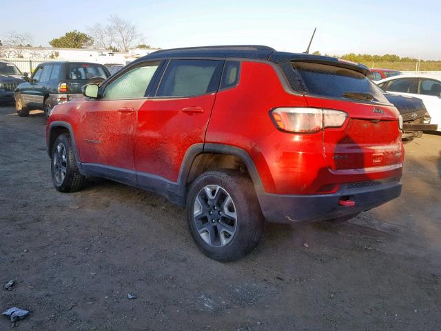 3C4NJDDB8HT681884 - 2017 JEEP COMPASS TR RED photo 3