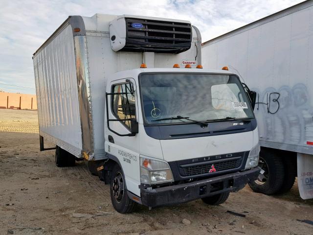 JL6CCG1S47K003924 - 2007 MITSUBISHI FE 85D WHITE photo 1