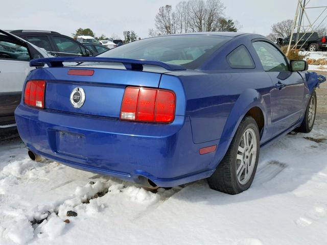 1ZVHT82H455169716 - 2005 FORD MUSTANG GT BLUE photo 4