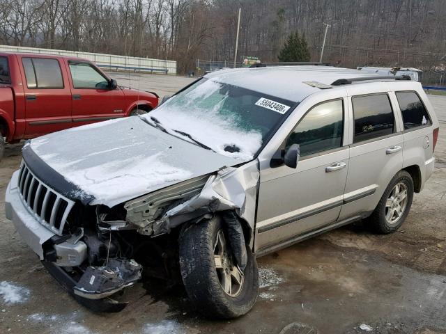 1J8GR48K07C563715 - 2007 JEEP GRAND CHER SILVER photo 2