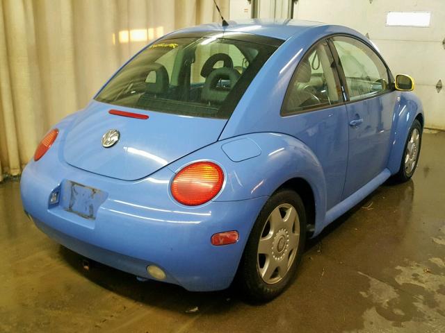 3VWCC21C61M428952 - 2001 VOLKSWAGEN NEW BEETLE ლურჯი ფოტო 4
