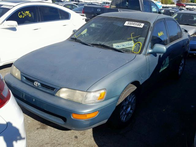 1NXBB02E7TZ368227 - 1996 TOYOTA COROLLA DX BLUE photo 2