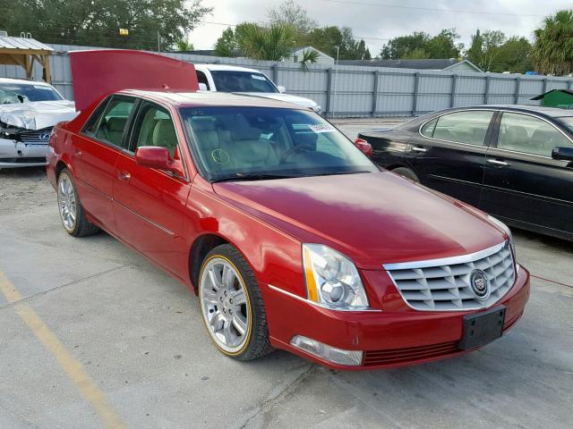 1G6KP5ES6BU121223 - 2011 CADILLAC DTS PLATIN RED photo 1