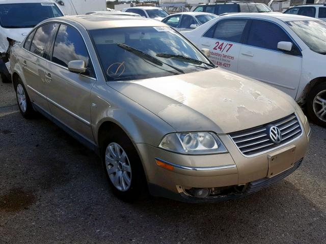 WVWPD63B72P068096 - 2002 VOLKSWAGEN PASSAT GLS GOLD photo 1