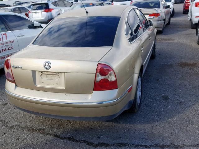 WVWPD63B72P068096 - 2002 VOLKSWAGEN PASSAT GLS GOLD photo 4