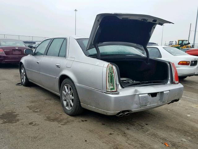 1G6KD5EY1AU111727 - 2010 CADILLAC DTS LUXURY SILVER photo 3