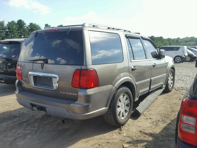5LMFU28RX3LJ38685 - 2003 LINCOLN NAVIGATOR 棕色 照片 4