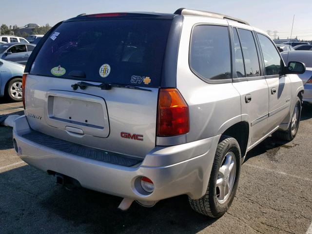 1GKDS13S762340133 - 2006 GMC ENVOY SILVER photo 4