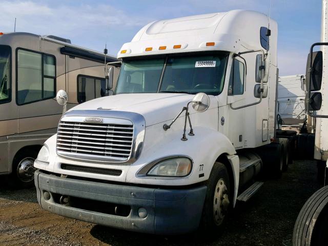 1FUJA6CV15LV30598 - 2005 FREIGHTLINER CONVENTION WHITE photo 2