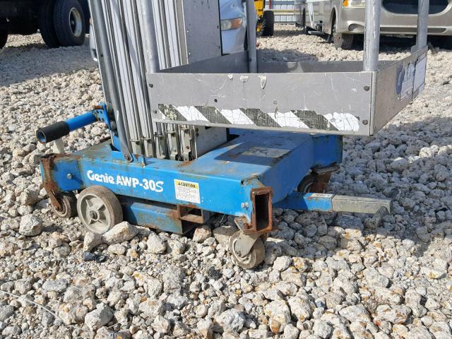 AWPSS1441241103 - 1997 GENI LIFT BLUE photo 8