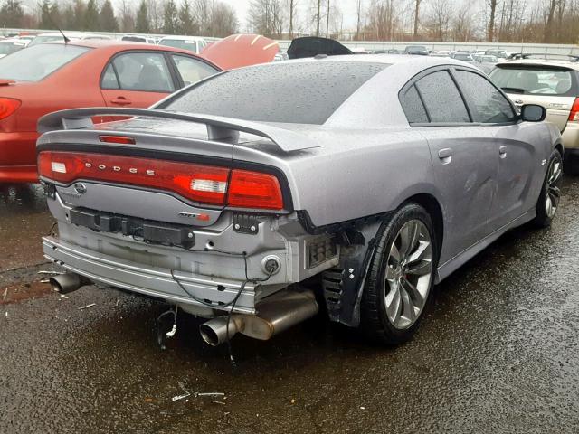 2C3CDXEJ2DH668755 - 2013 DODGE CHARGER SR SILVER photo 4