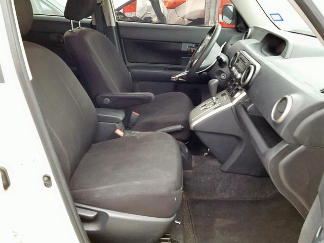 JTLKE50EX81048618 - 2008 TOYOTA SCION XB Ақ фото 5