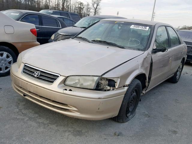 4T1BF22K31V958119 - 2001 TOYOTA CAMRY LE/X GOLD photo 2
