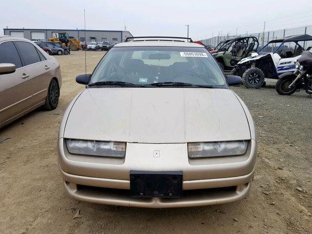 1G8ZJ8571PZ315866 - 1993 SATURN SW2 GOLD photo 9