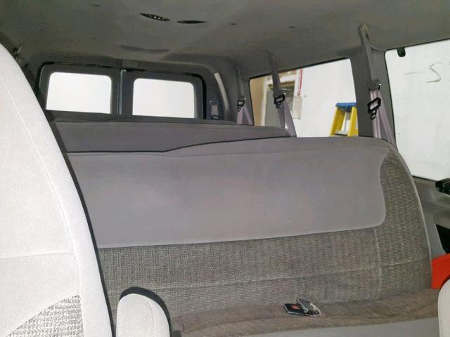 1FBSS31L4XHB17187 - 1999 FORD EC VAN 350 GRAY photo 6