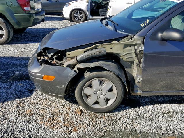 1FAHP34N27W226124 - 2007 FORD FOCUS ZX4 GRAY photo 9