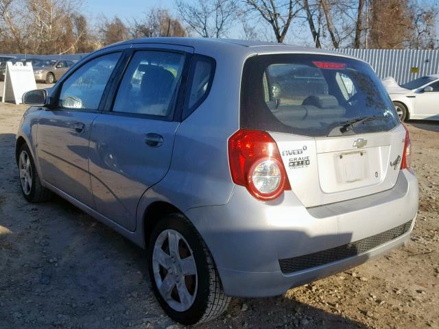 KL1TD66E89B669990 - 2009 CHEVROLET AVEO LS SILVER photo 3