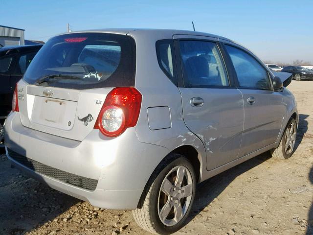 KL1TD66E89B669990 - 2009 CHEVROLET AVEO LS SILVER photo 4