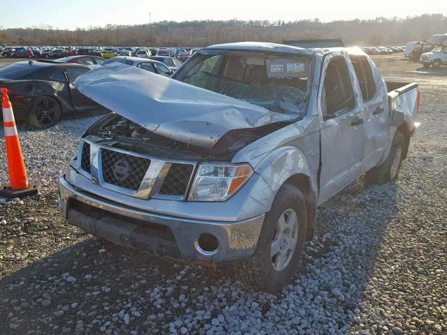 1N6AD07U45C403144 - 2005 NISSAN FRONTIER C GRAY photo 2