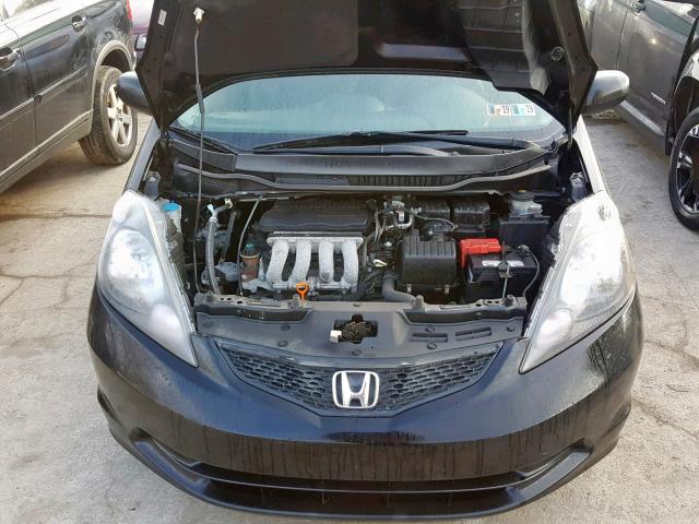 JHMGE8H26AS009813 - 2010 HONDA FIT BLACK photo 7