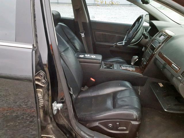 1G6DW677650199717 - 2005 CADILLAC STS BLACK photo 5