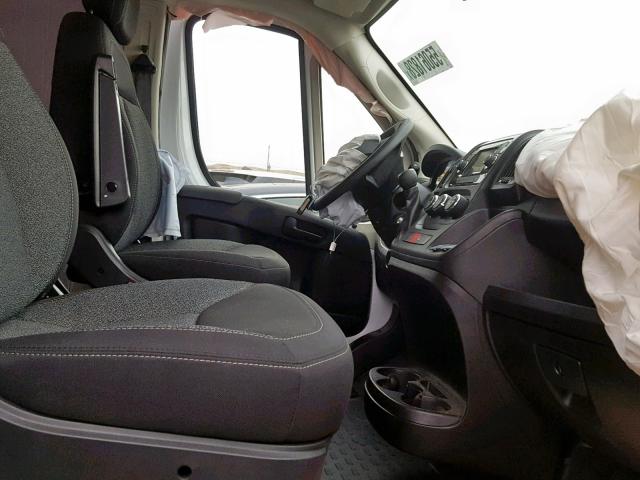 3C6TRVDG8JE118031 - 2018 RAM PROMASTER 白色 照片 5