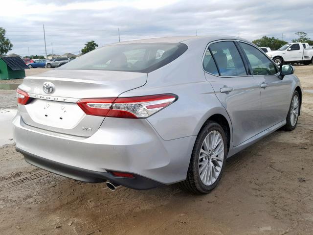 4T1B11HK6JU120909 - 2018 TOYOTA CAMRY L SILVER photo 4