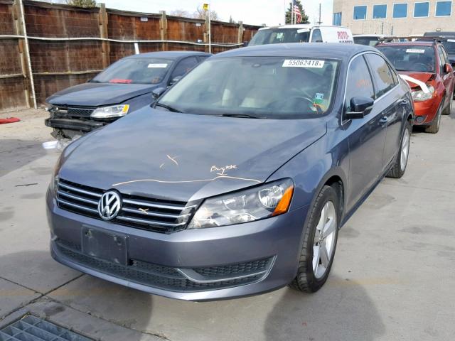 1VWBS7A36EC039876 - 2014 VOLKSWAGEN PASSAT SE GRAY photo 2